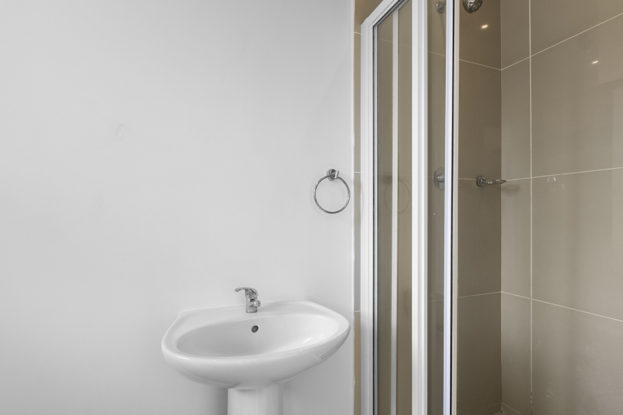 1 Bedroom Property for Sale in Heathfield Western Cape